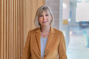 Portrait von Angela Meyer