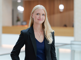 Portrait von Lena Gronau