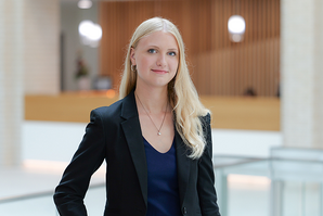 Portrait von Lena Gronau